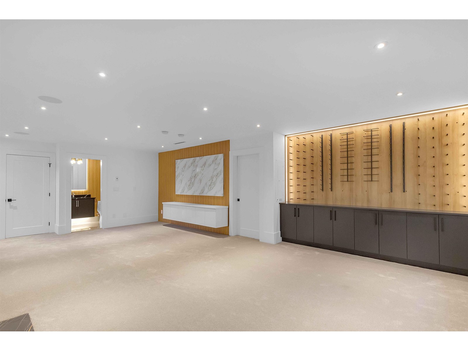 19704 31a Property Photo 35