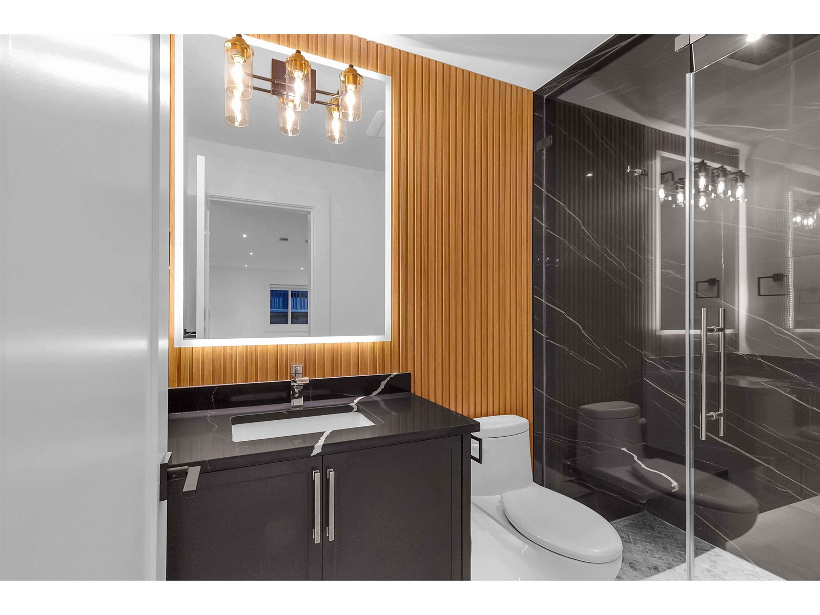 19704 31a Property Photo 36