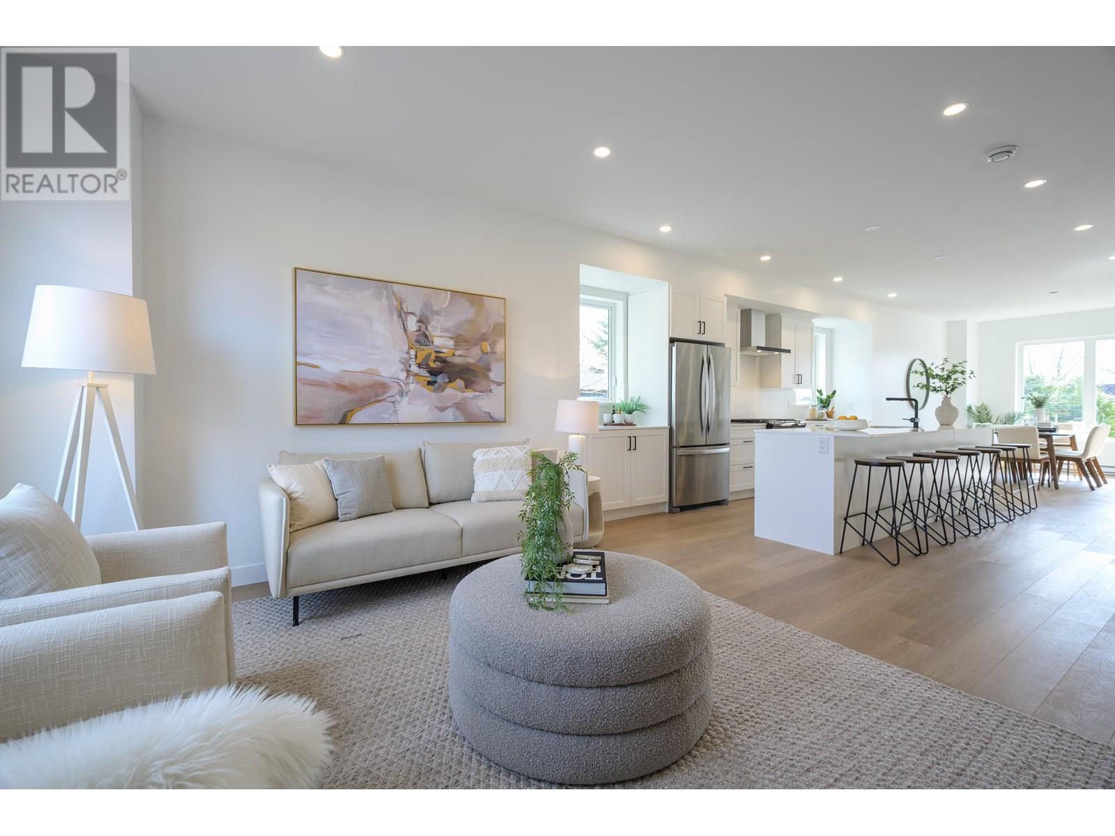3 4788 54A STREET Property Photo 1