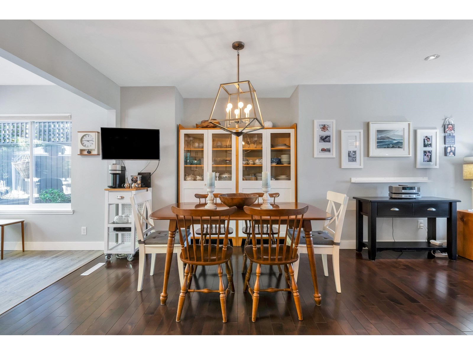 15627 Buena Vista Property Photo 7