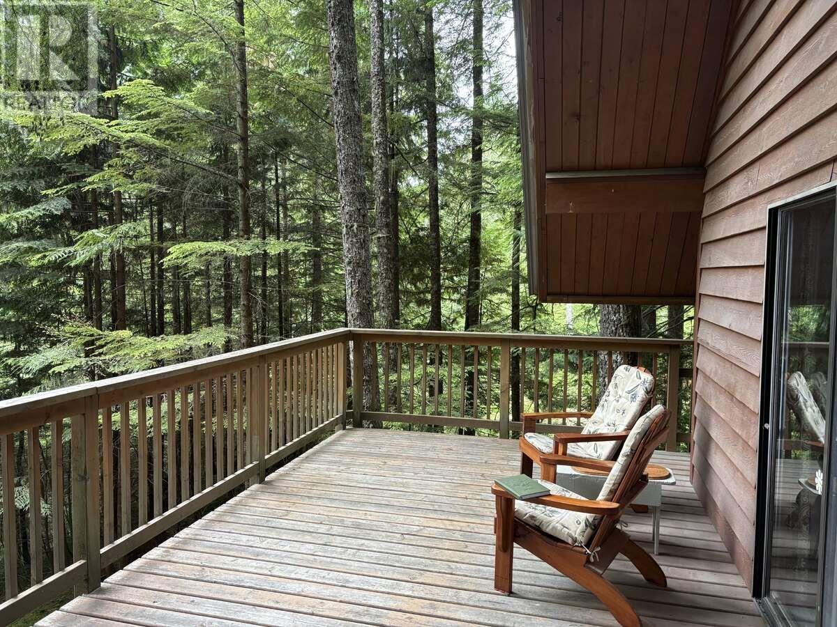 6164 Garibaldi Park Road Property Photo 14