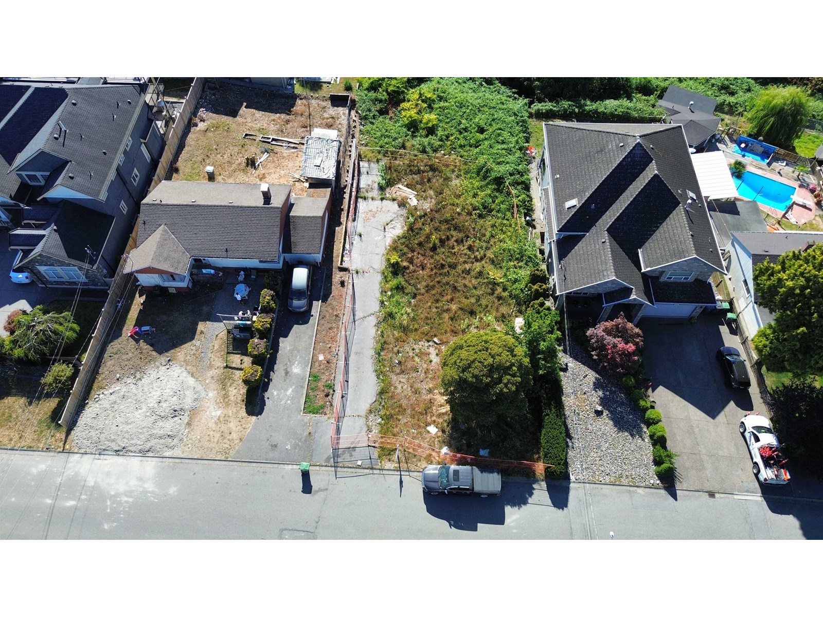 10927 128A STREET Property Photo 1