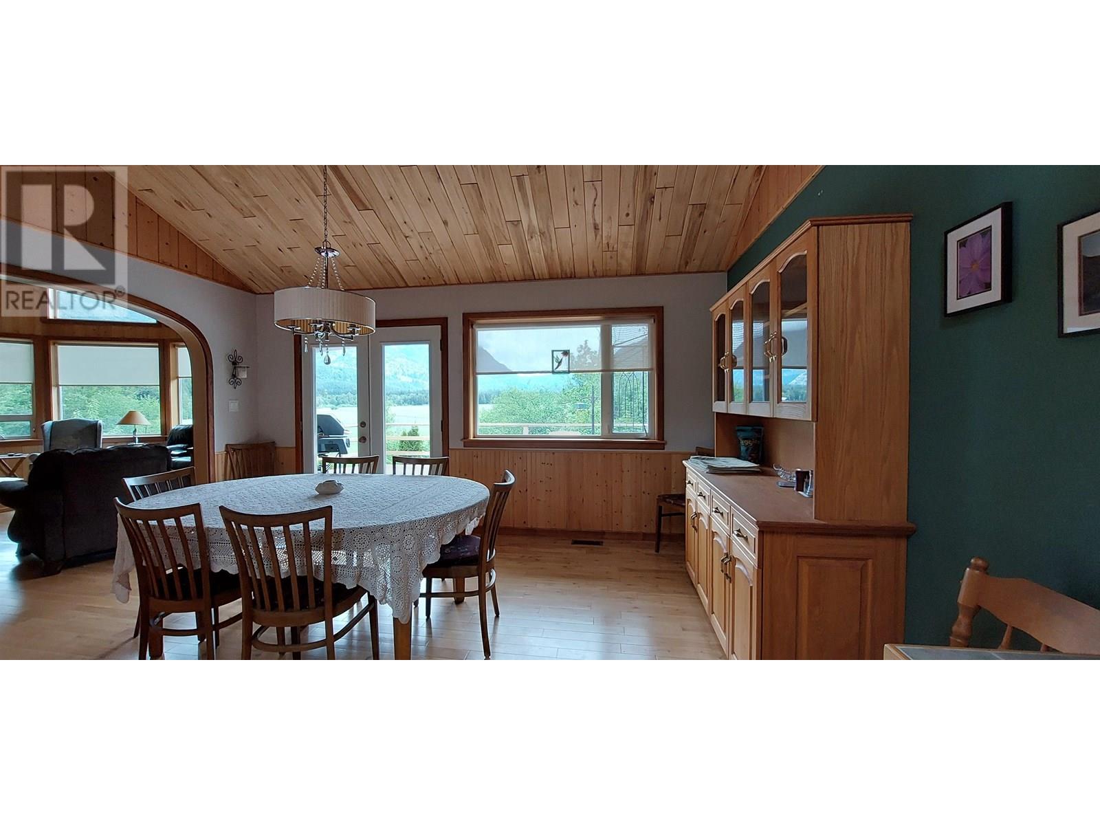 4770 Mackenzie Highway Property Photo 12
