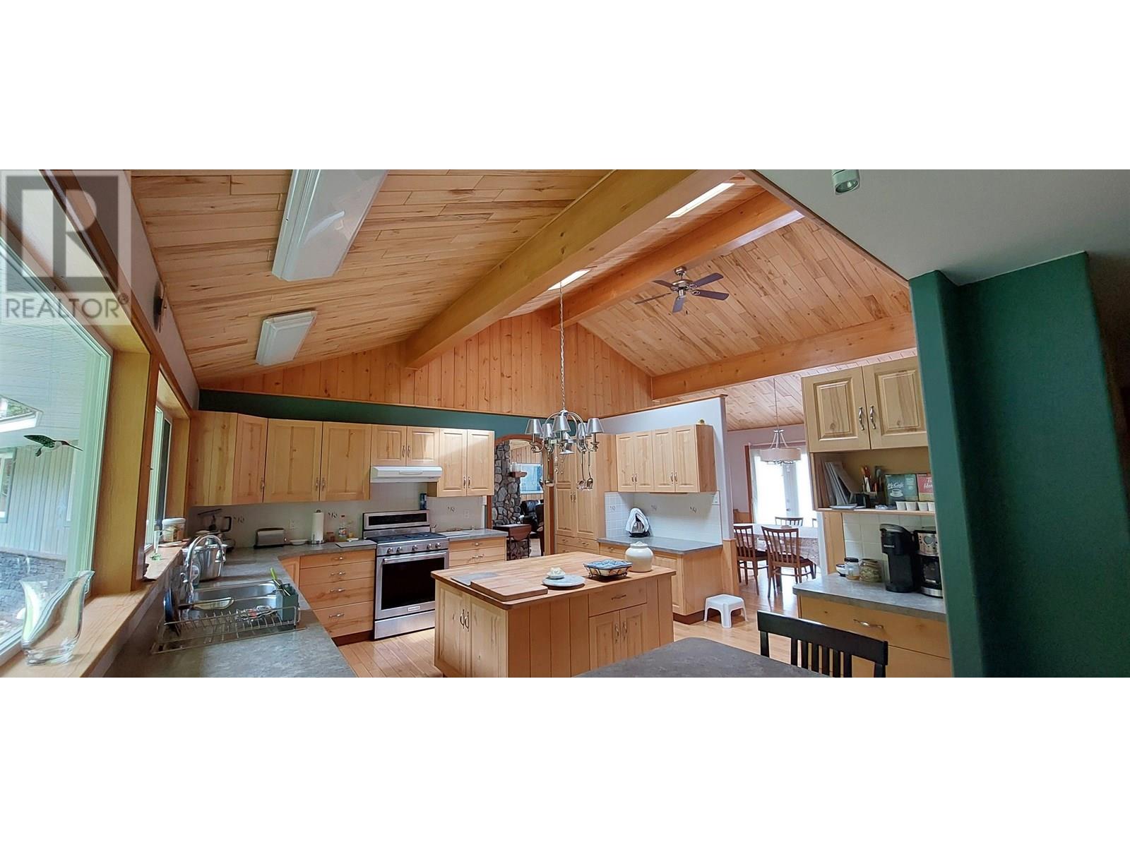 4770 Mackenzie Highway Property Photo 16