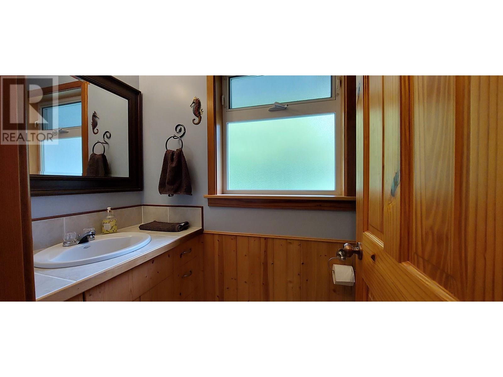 4770 Mackenzie Highway Property Photo 17