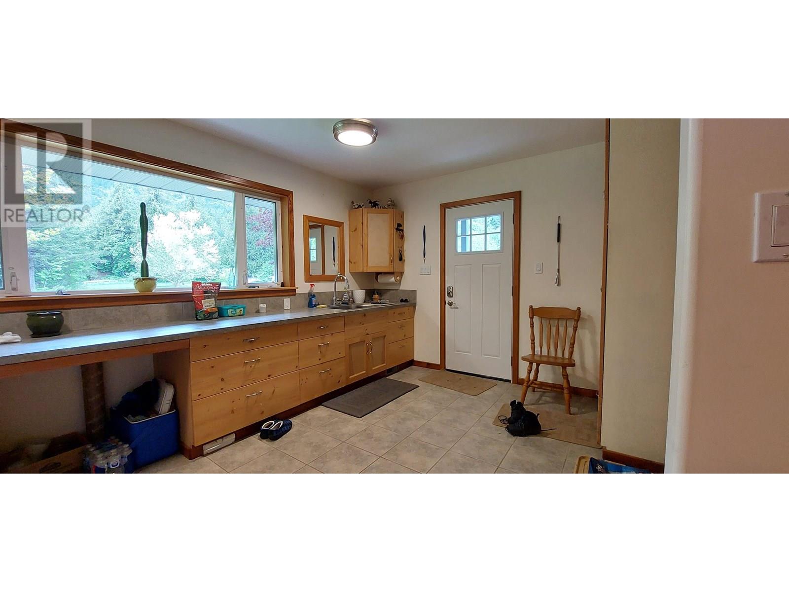 4770 Mackenzie Highway Property Photo 23
