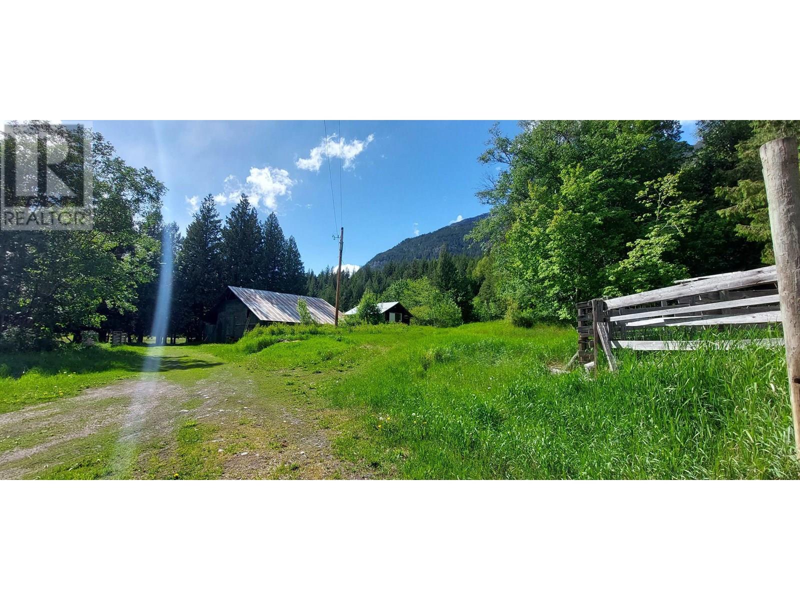 4770 Mackenzie Highway Property Photo 37