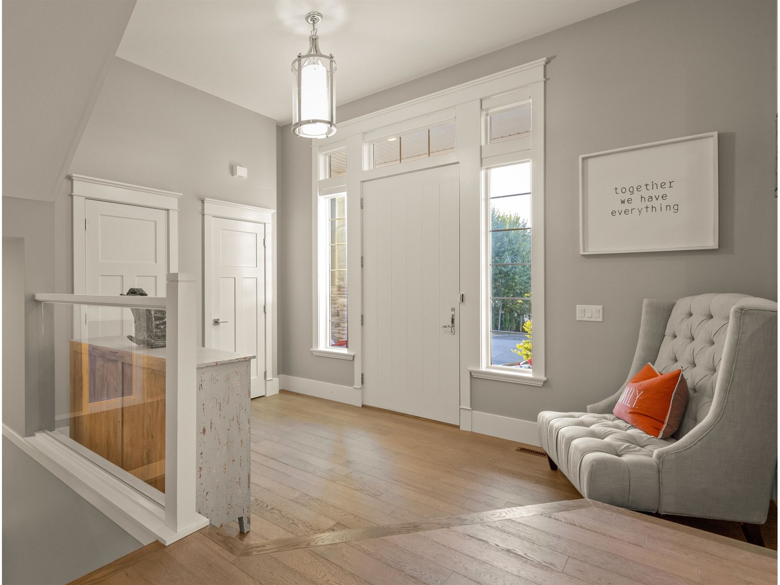 15708 Mountain View Drive Property Photo 6