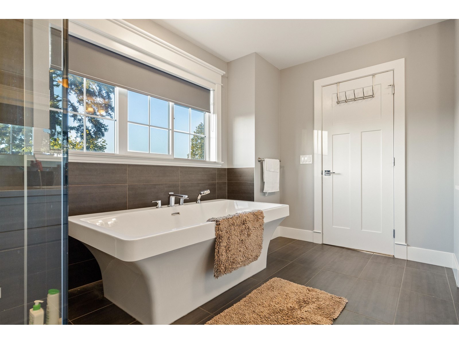 15708 Mountain View Drive Property Photo 18