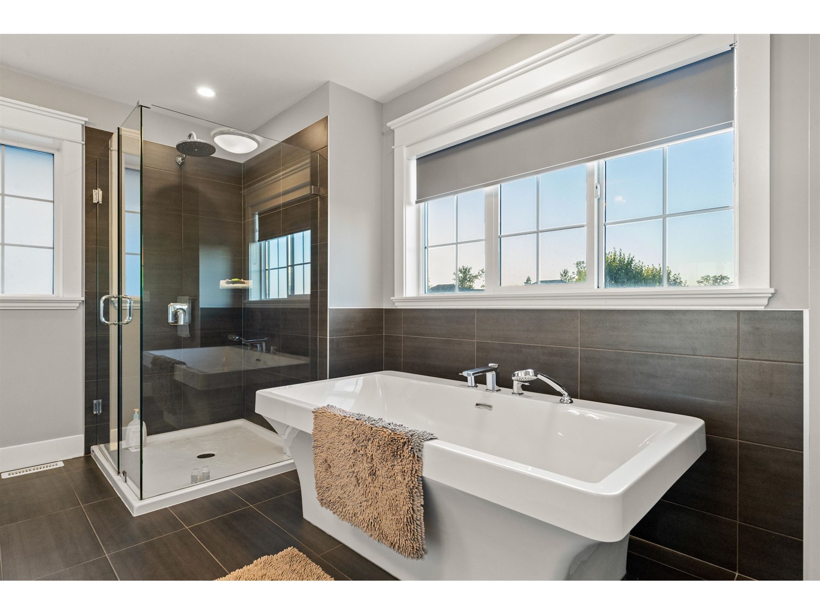 15708 Mountain View Drive Property Photo 19