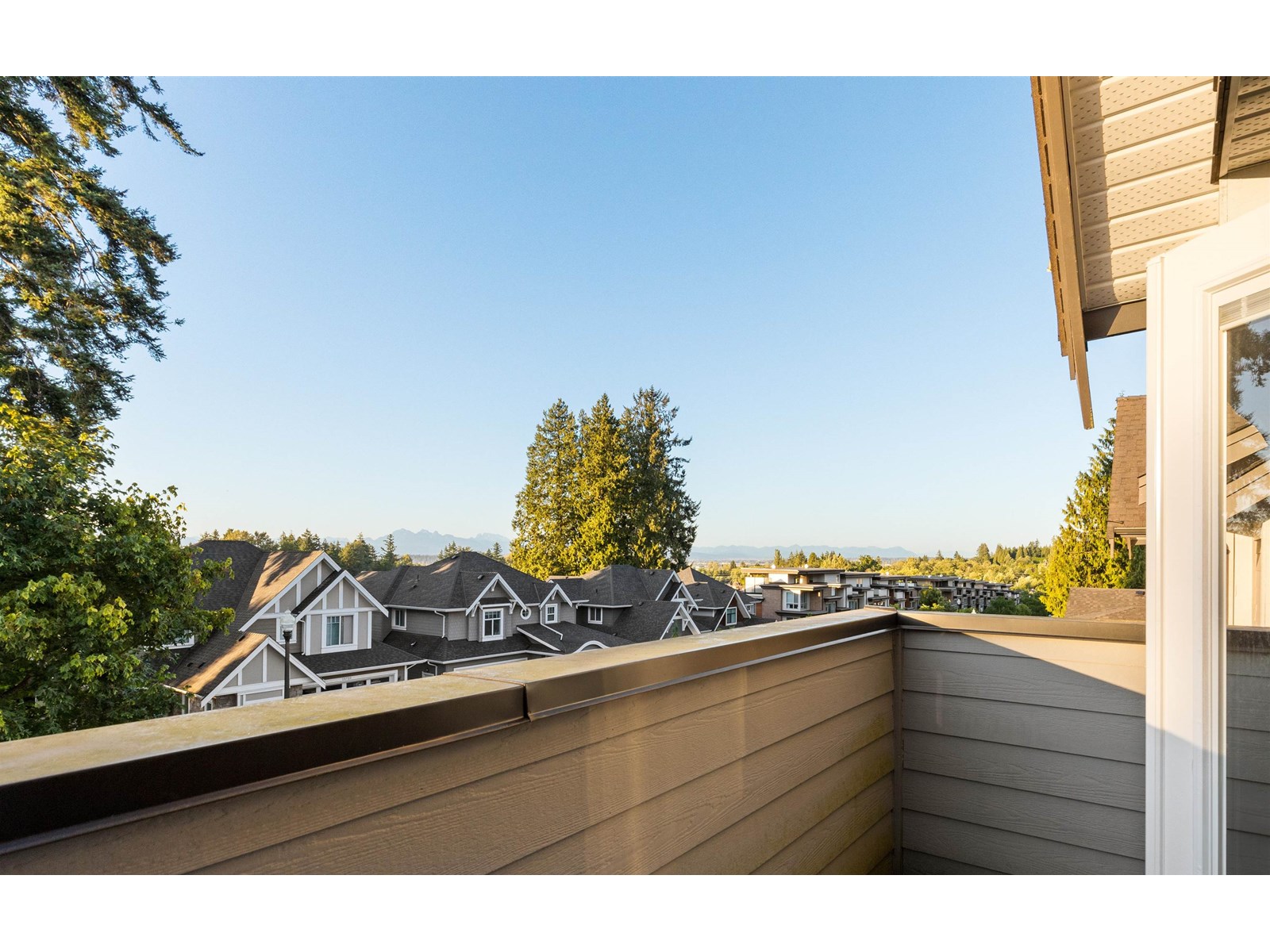 15708 Mountain View Drive Property Photo 23