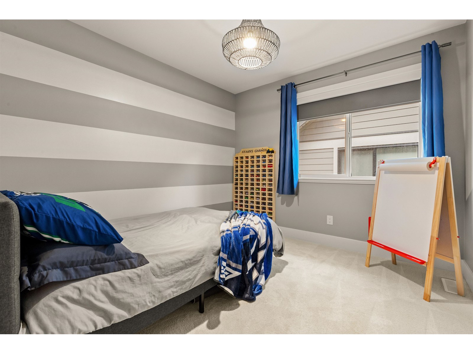 15708 Mountain View Drive Property Photo 27