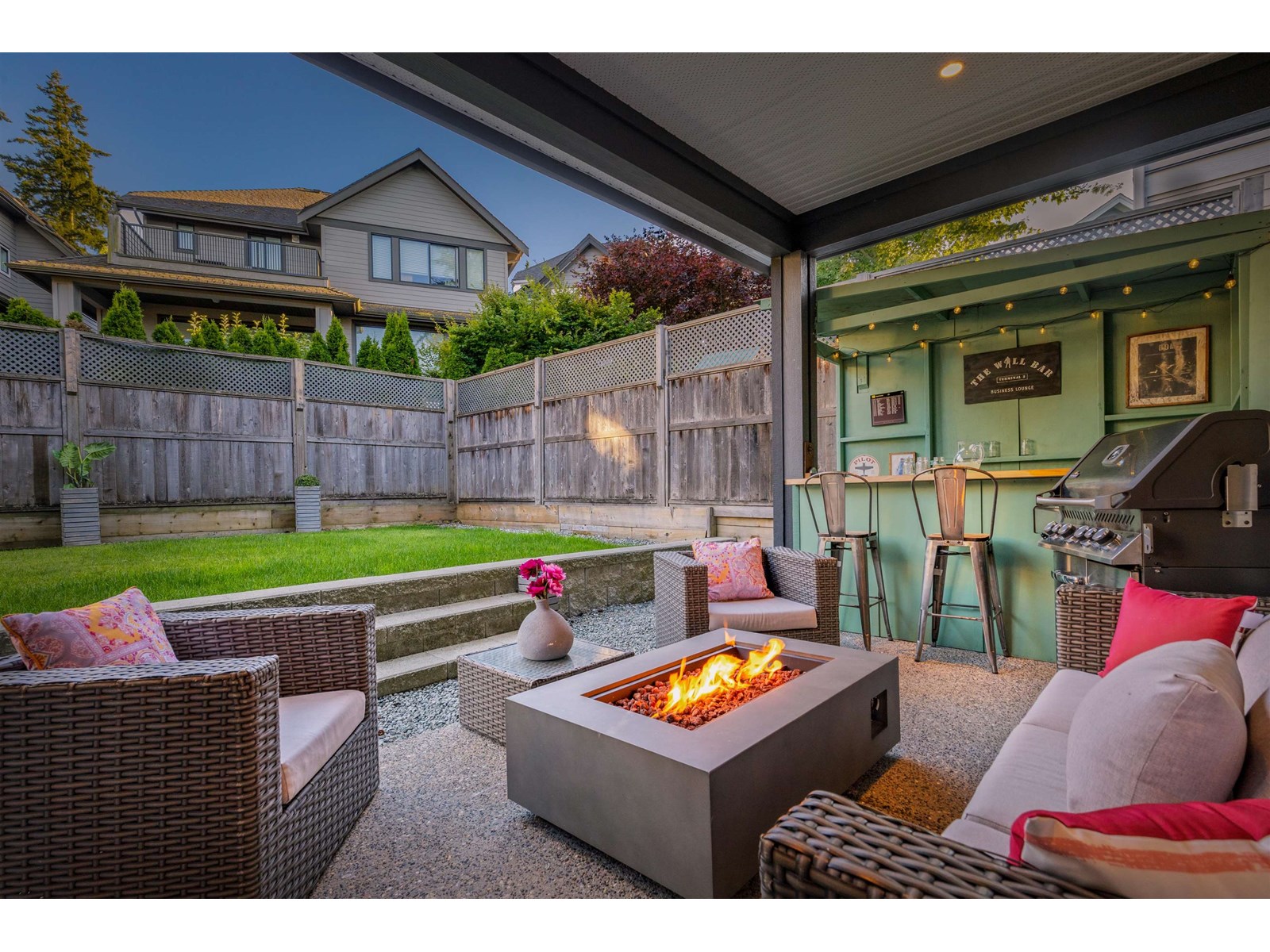 15708 Mountain View Drive Property Photo 35