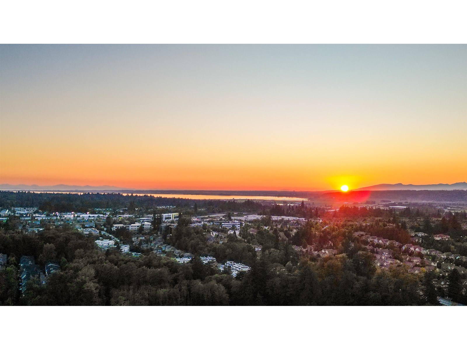 15708 Mountain View Drive Property Photo 40