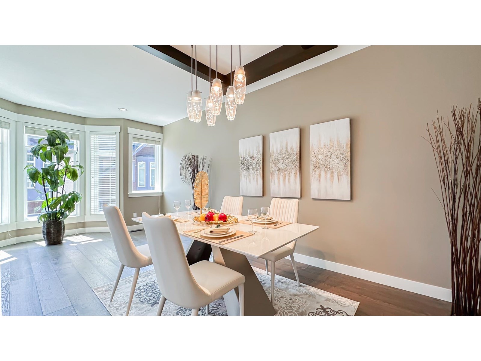 25 15977 26 Avenue Property Photo 6