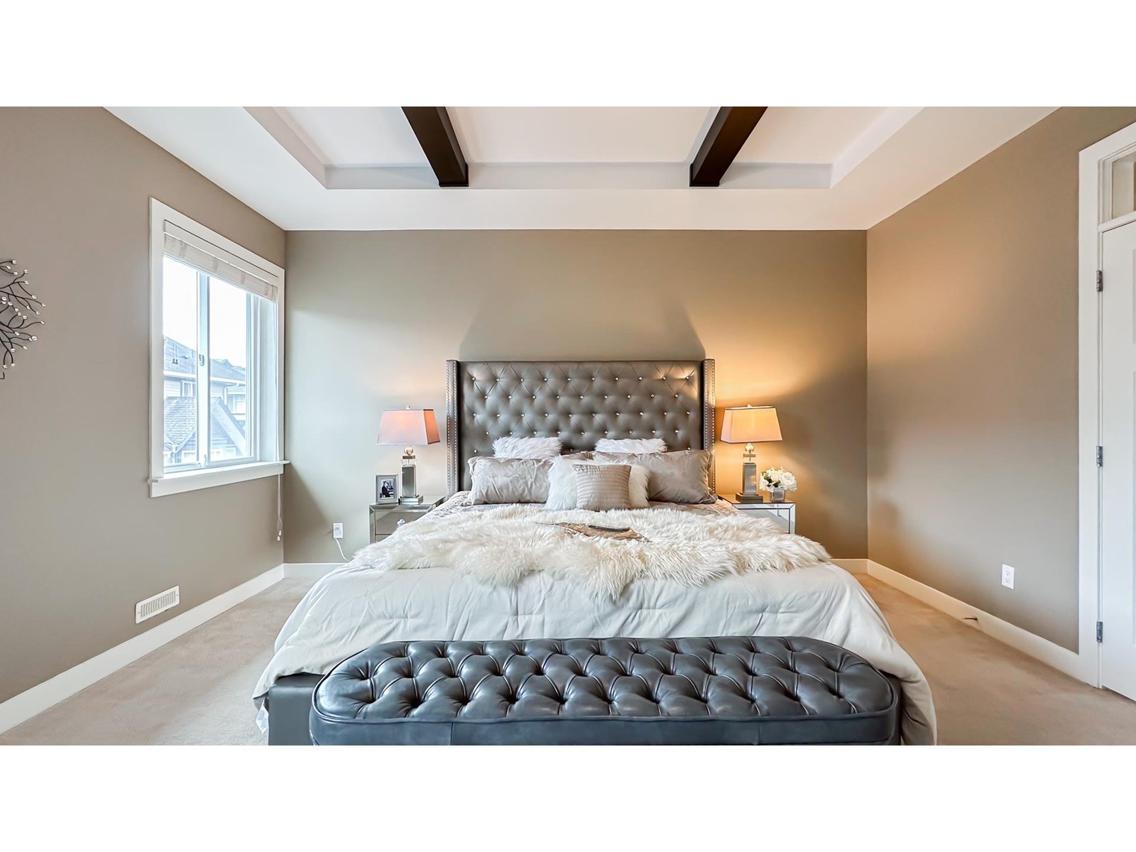 25 15977 26 Avenue Property Photo 18