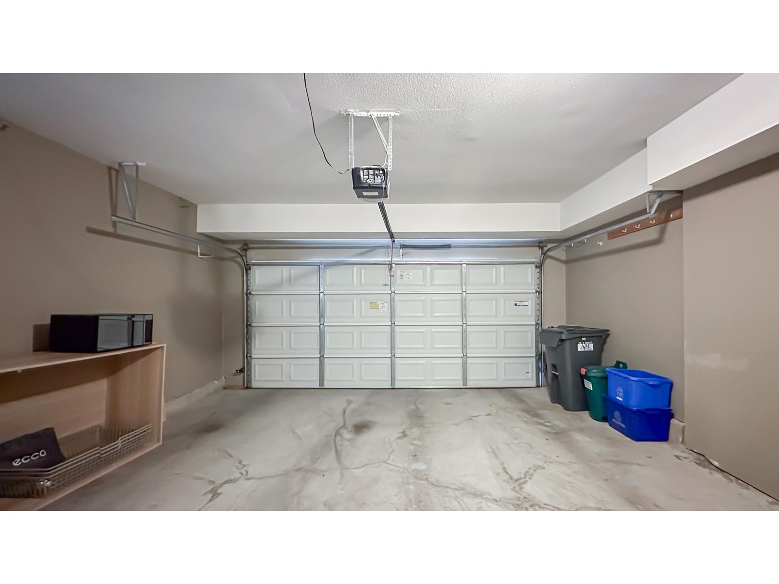 25 15977 26 Avenue Property Photo 38