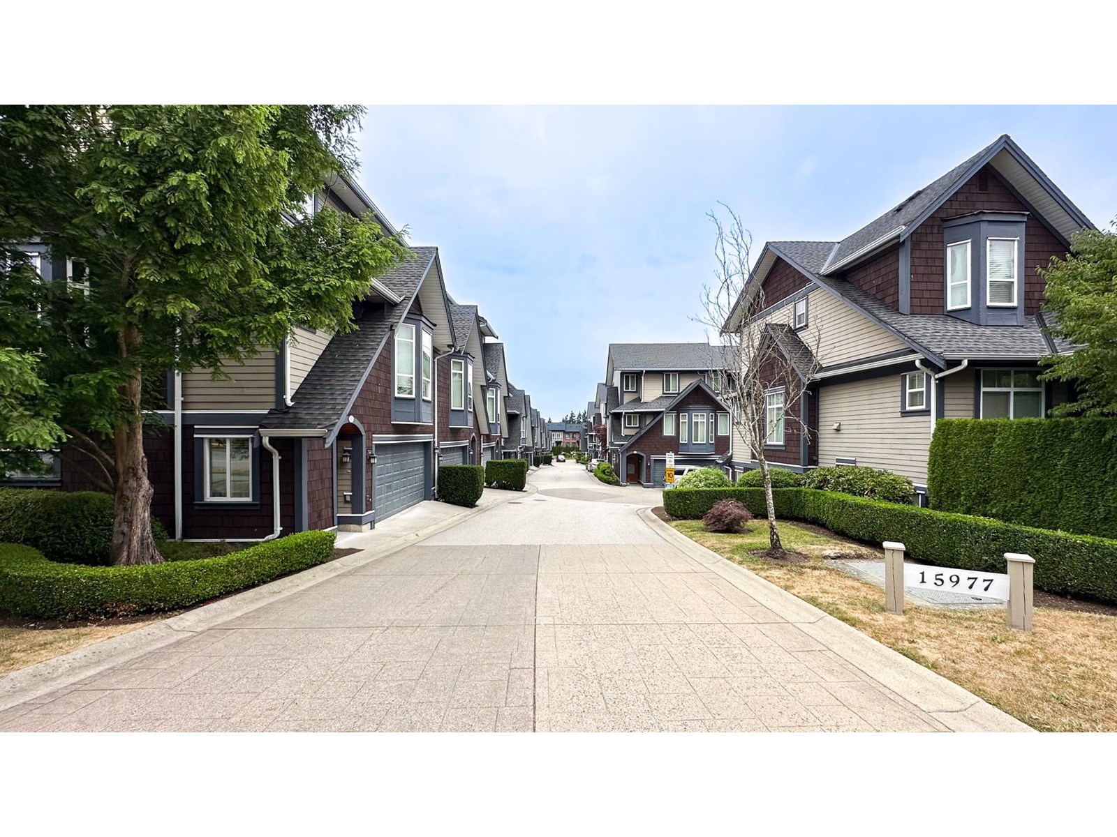 25 15977 26 Avenue Property Photo 39