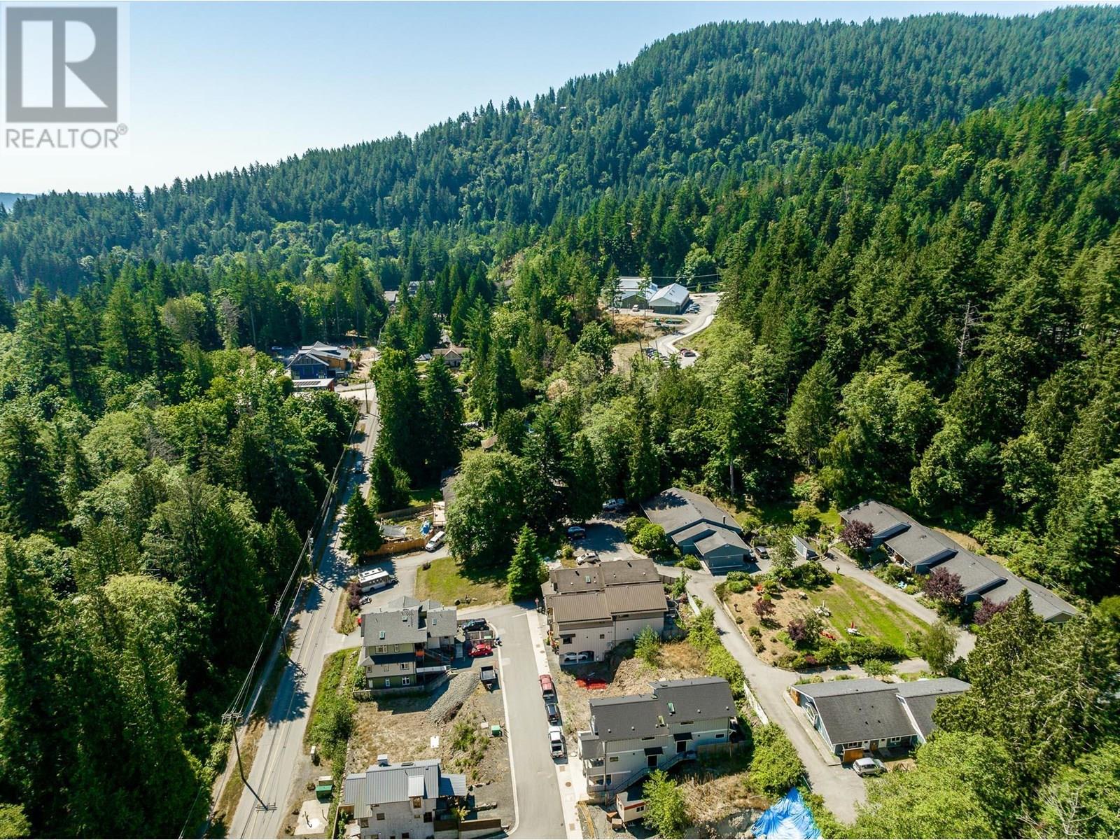 1104-08 Foxglove Lane Property Photo 7