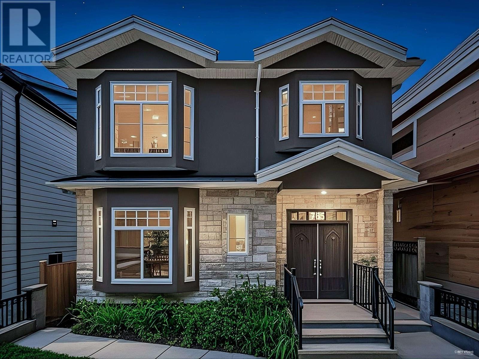 Picture of 765 SKEENA STREET