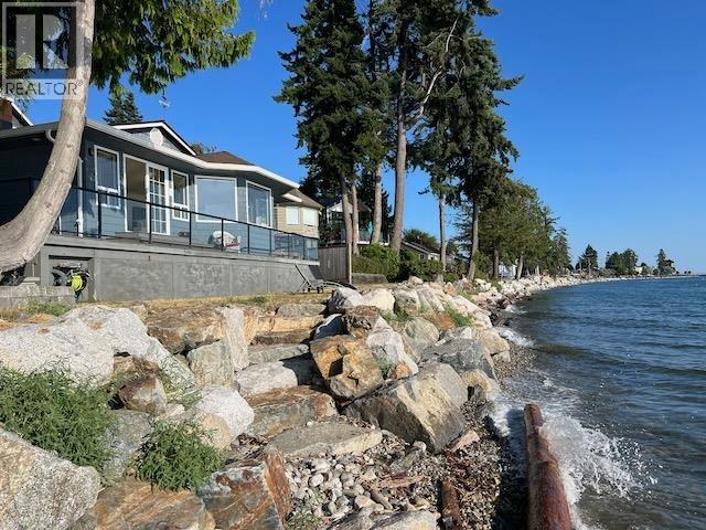 4857 Sunshine Coast Highway Property Photo 12