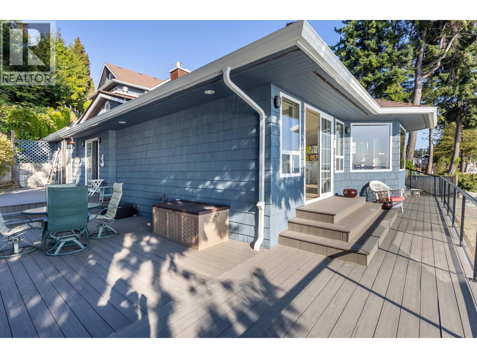 4857 Sunshine Coast Highway Property Photo 15