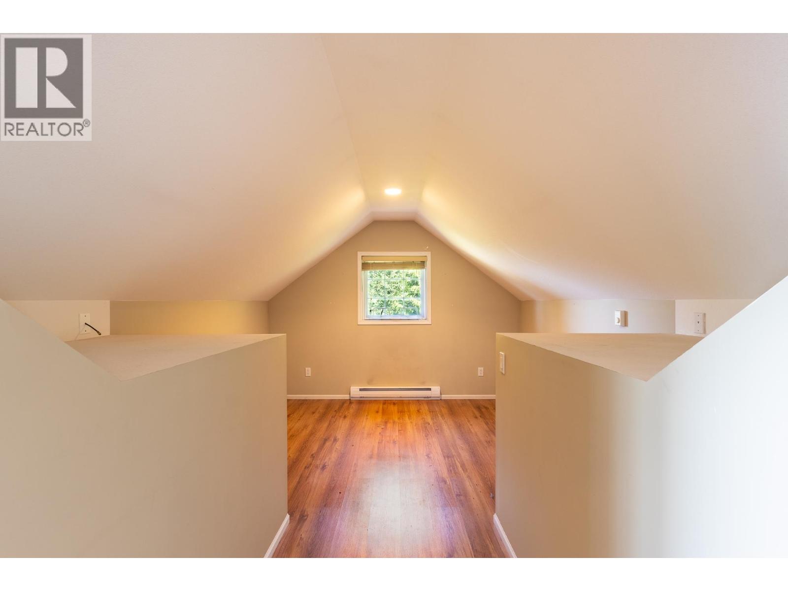 4857 Sunshine Coast Highway Property Photo 30