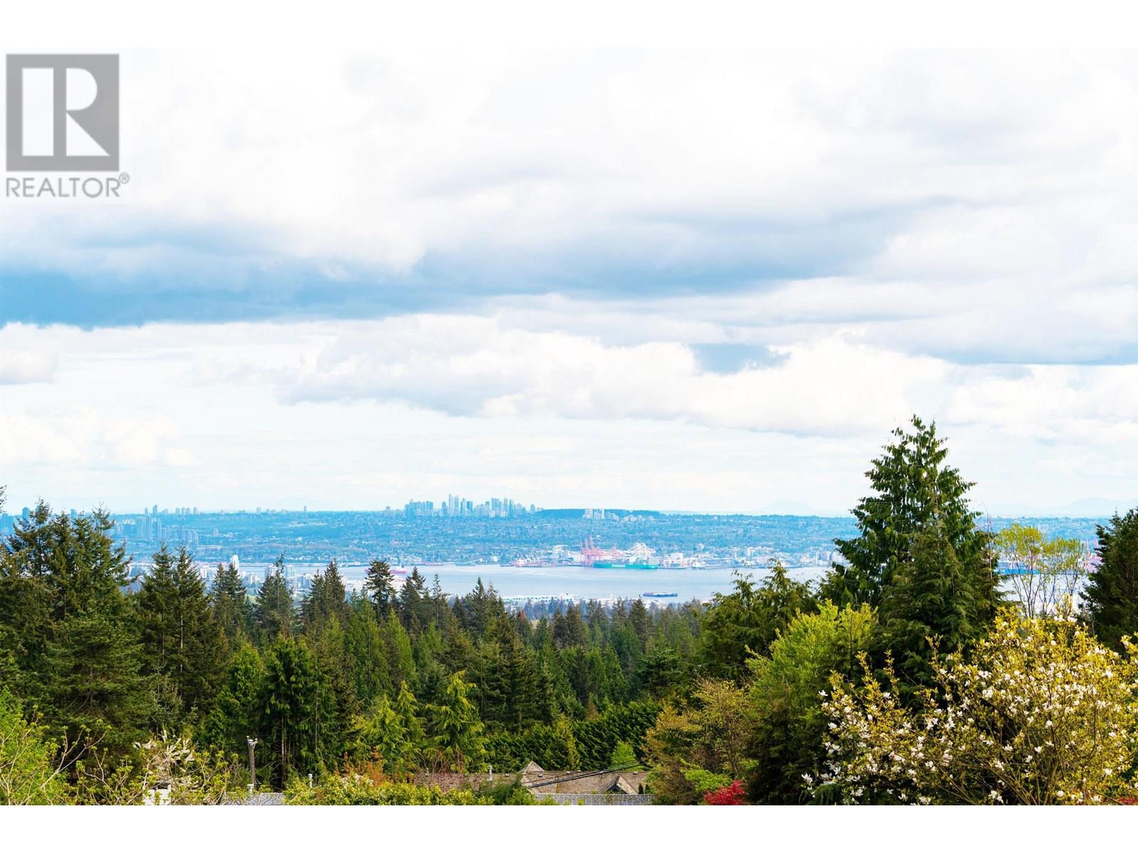 705 St. Andrews Road Property Photo 13