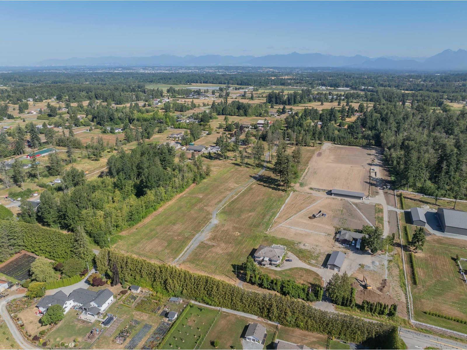 22714 26 Avenue Property Photo 7