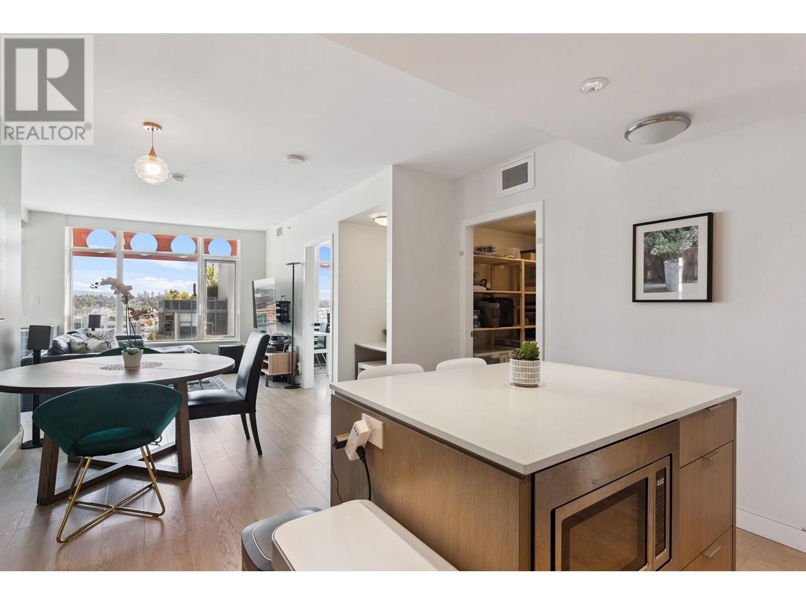 1502 111 E 1st Avenue Property Photo 12