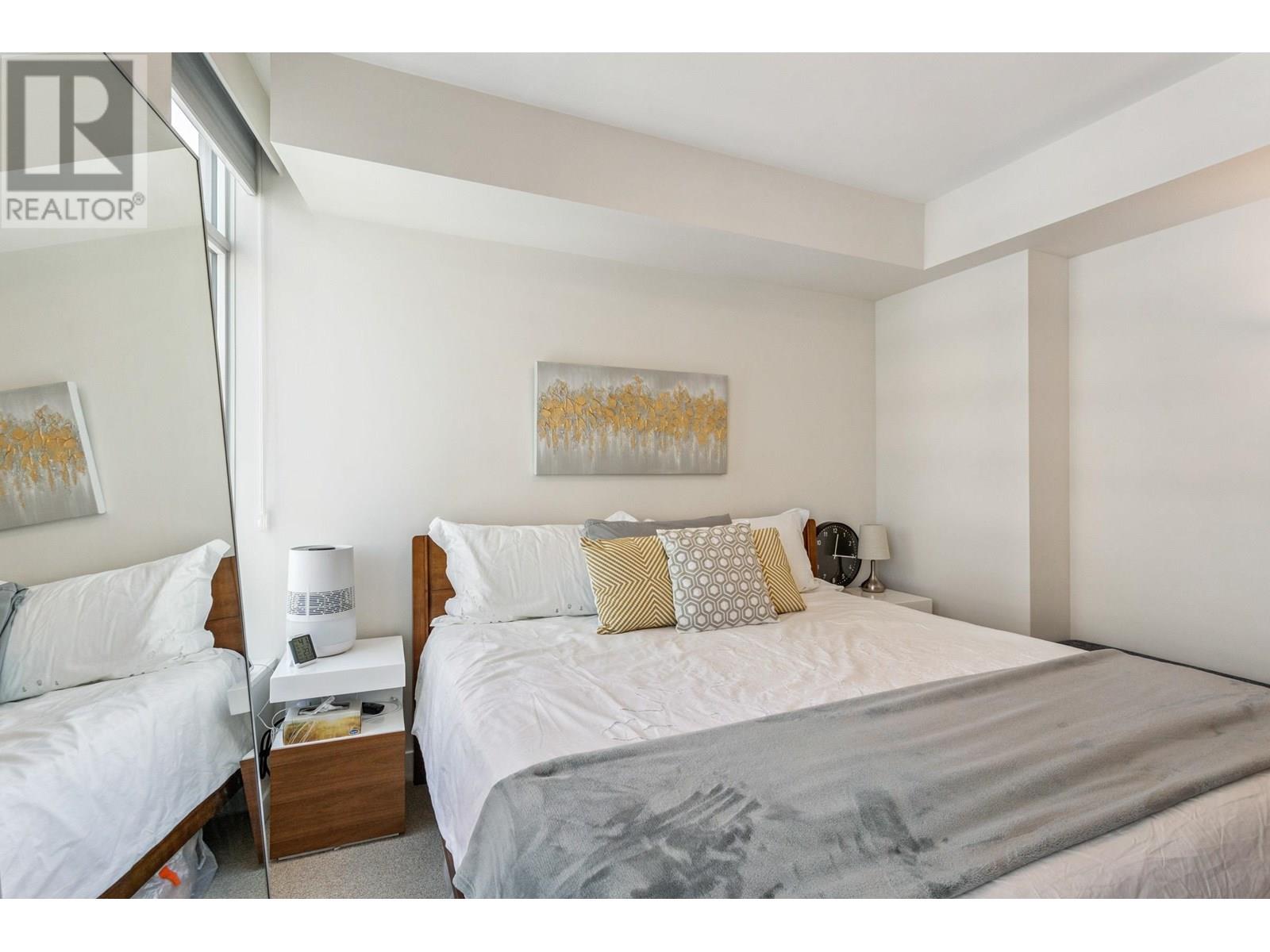 1502 111 E 1st Avenue Property Photo 14