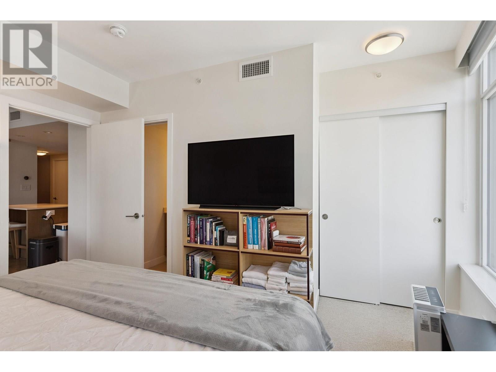 1502 111 E 1st Avenue Property Photo 18