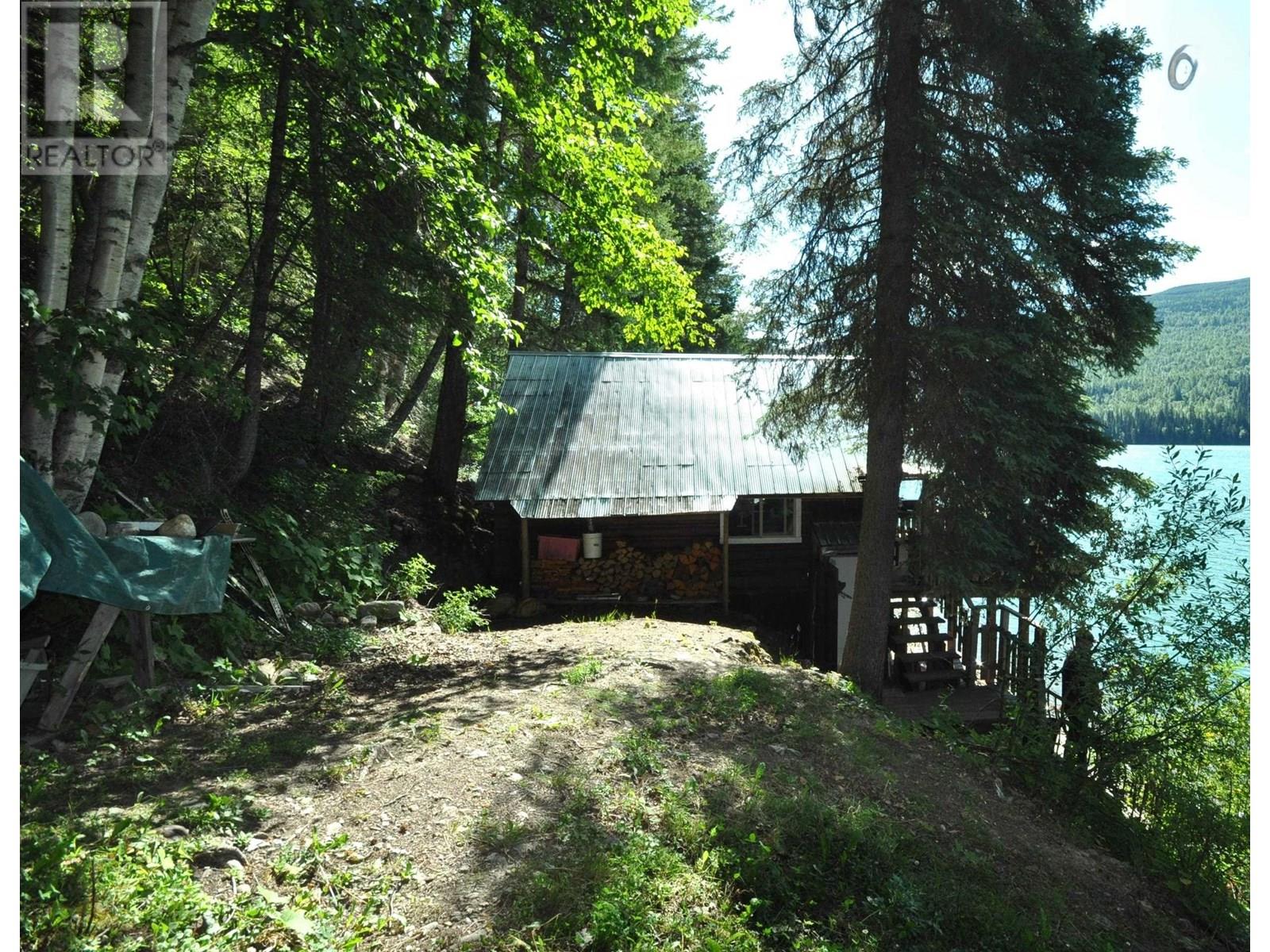 5276 Cariboo Lake Road Property Photo 11