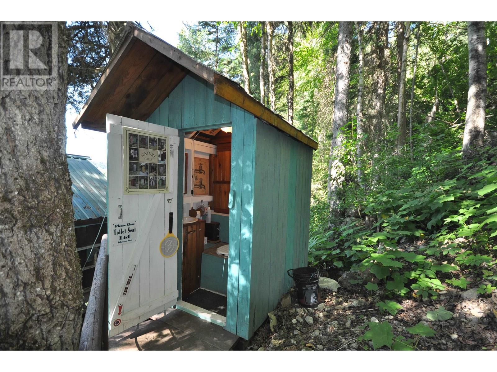 5276 Cariboo Lake Road Property Photo 13