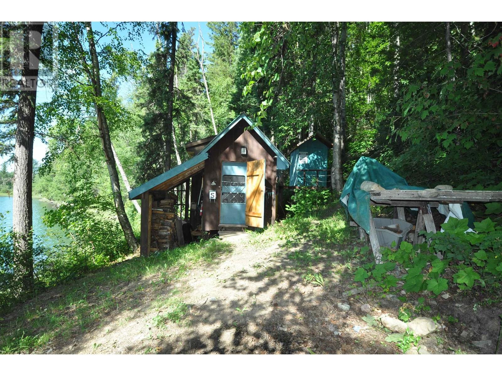 5276 Cariboo Lake Road Property Photo 14