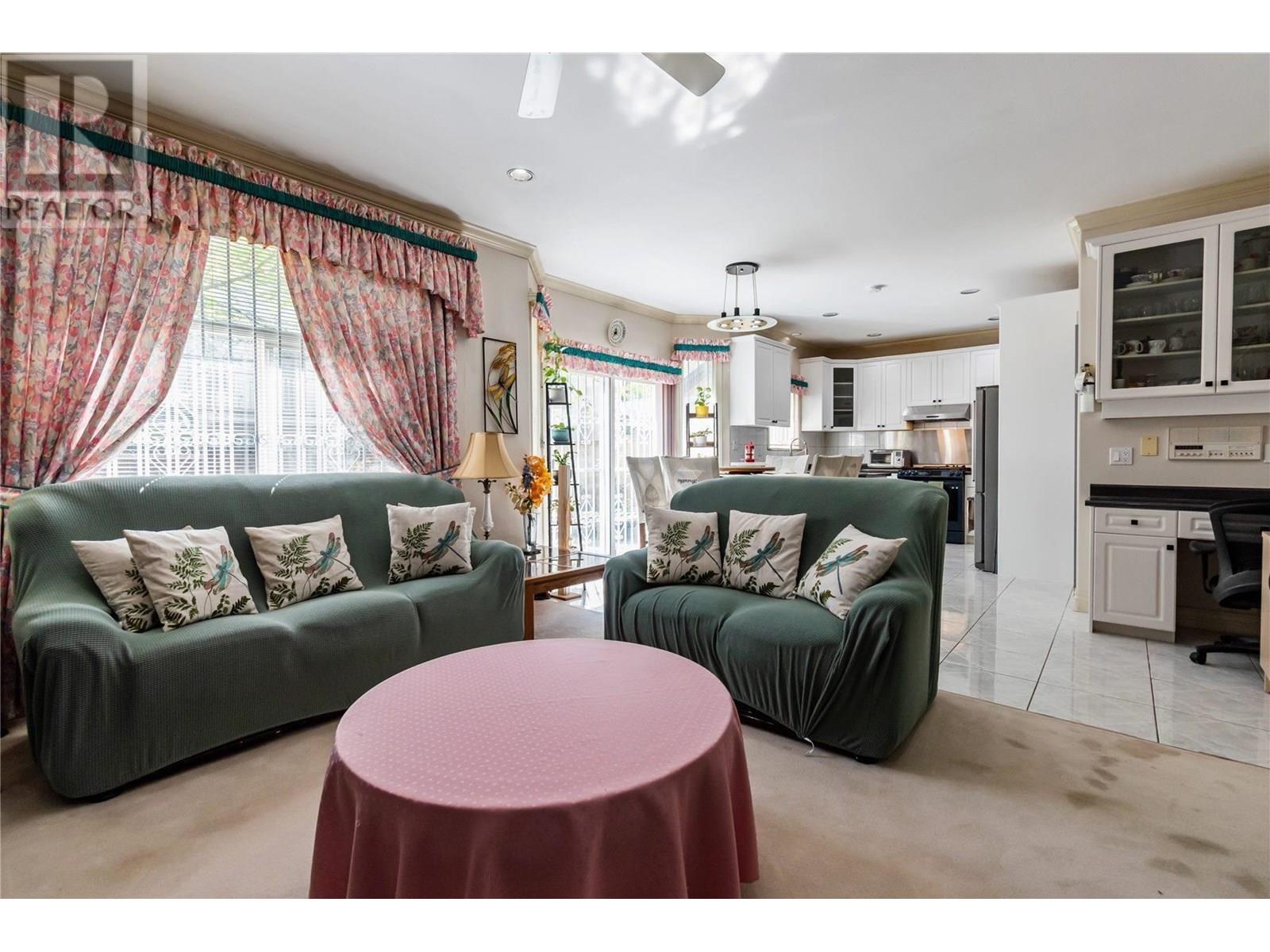 12520 Cameron Drive Property Photo 11