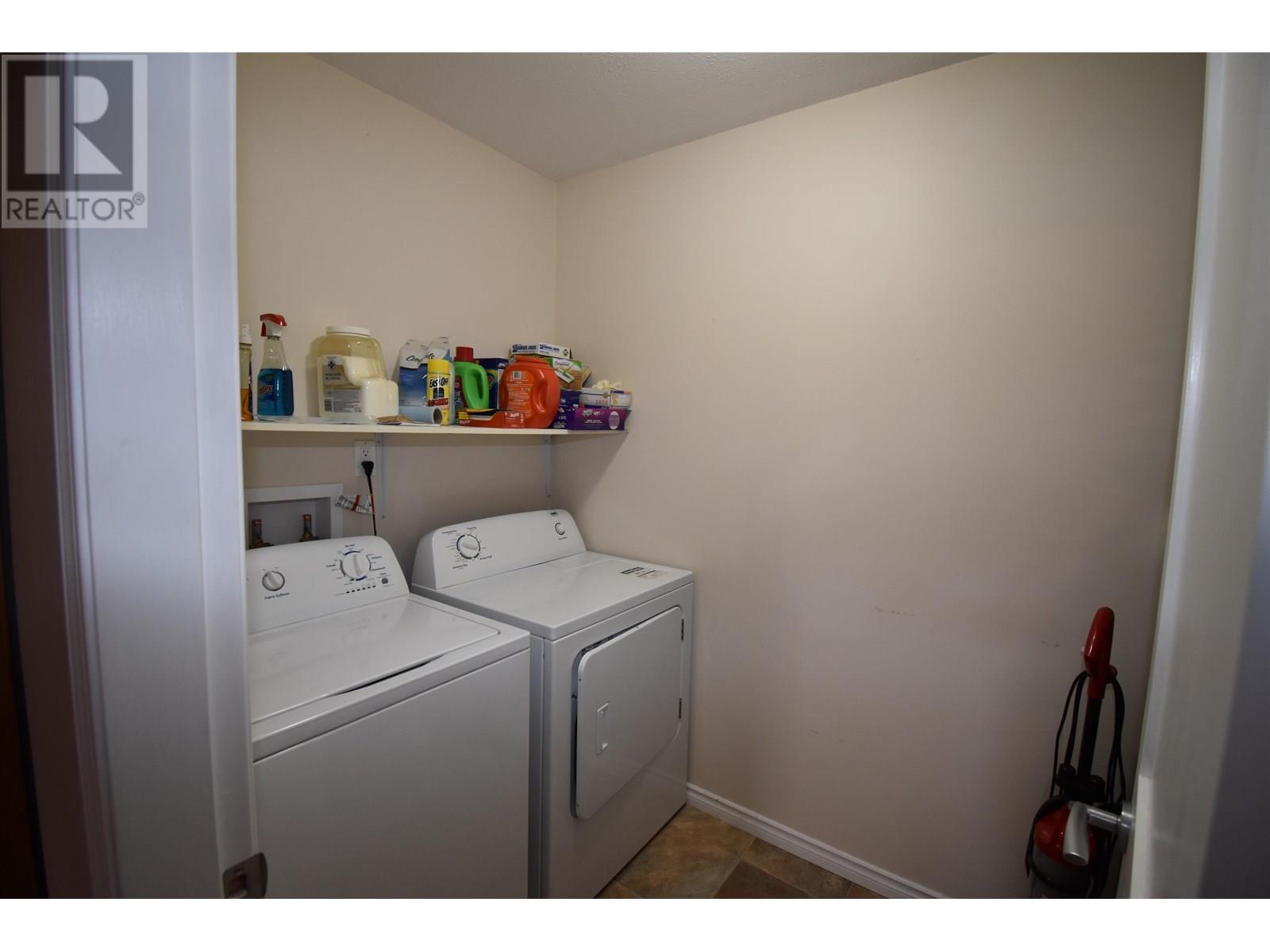 4815 Strathern Road Property Photo 16