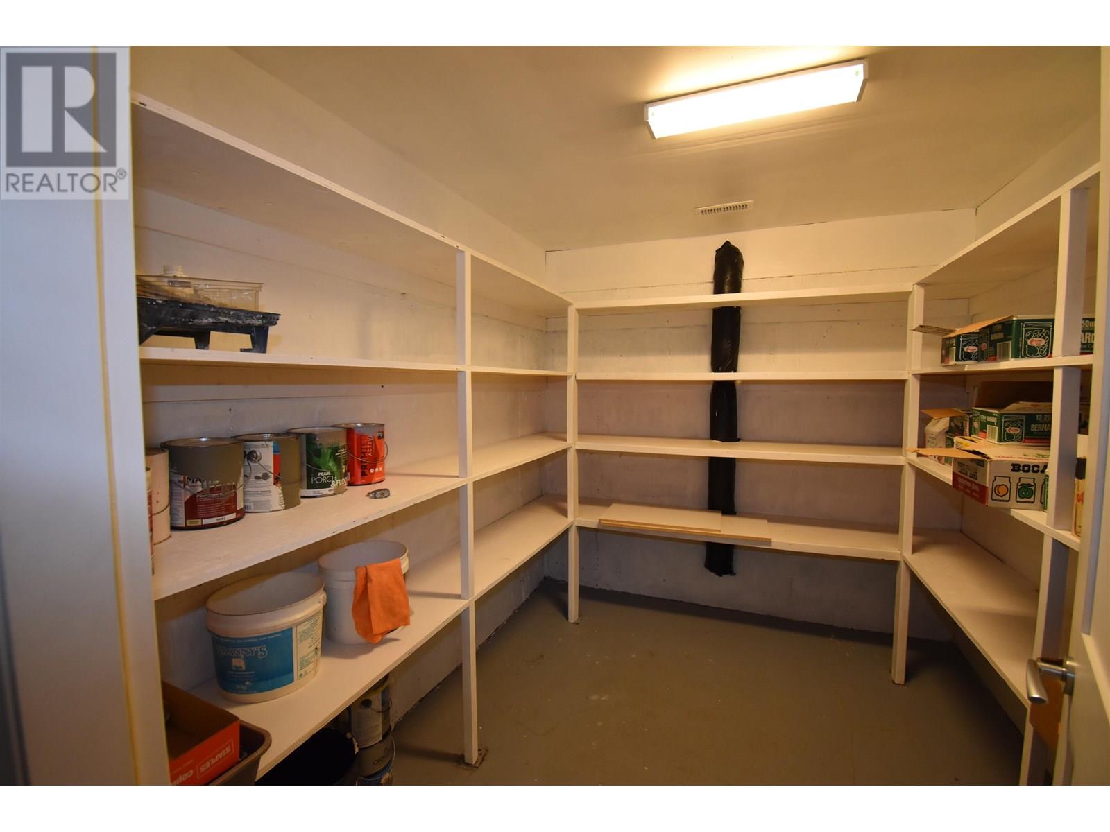 4815 Strathern Road Property Photo 24