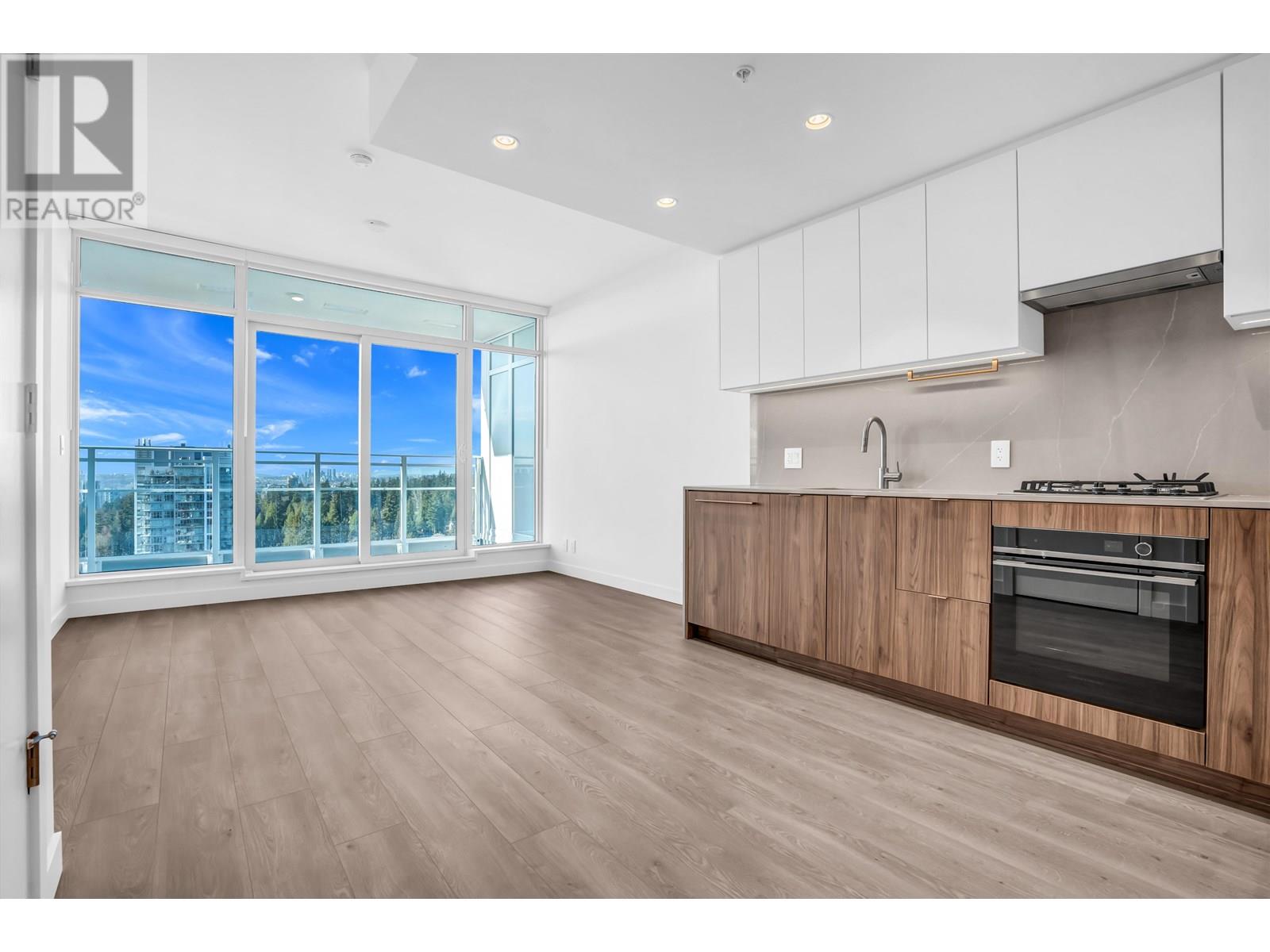 1605 505 NELSON STREET Property Photo 1