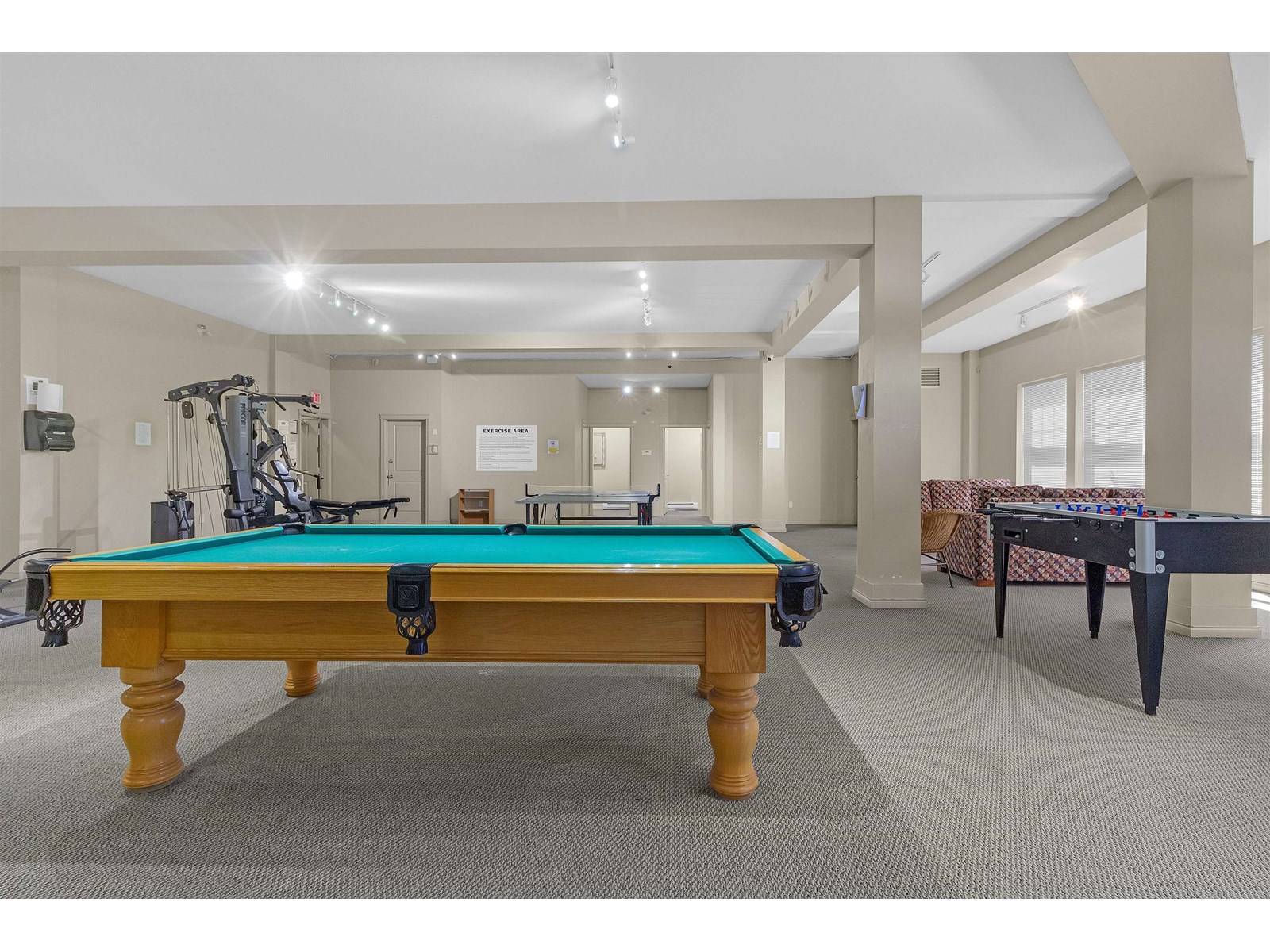 12040 68 #186 Property Photo 18