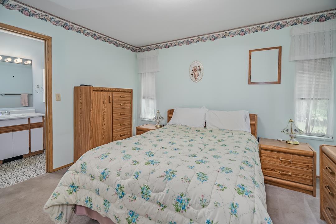 9131 212a Property Photo 15