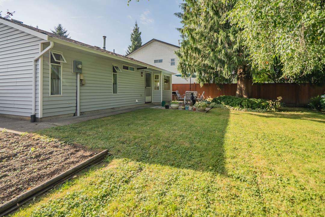 9131 212a Property Photo 23