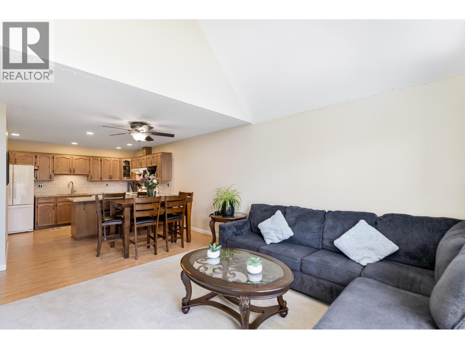 303 11601 227 Street Property Photo 14