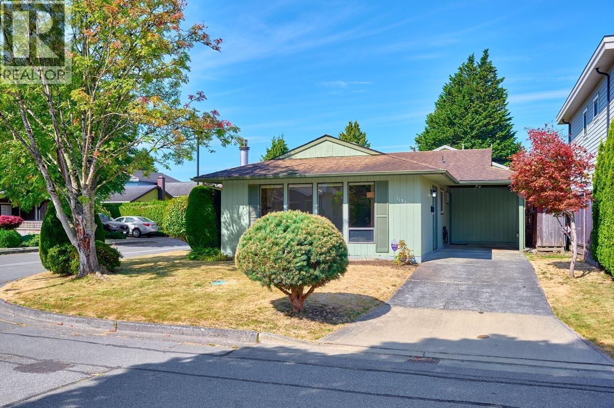 11371 Frigate Court Property Photo 1