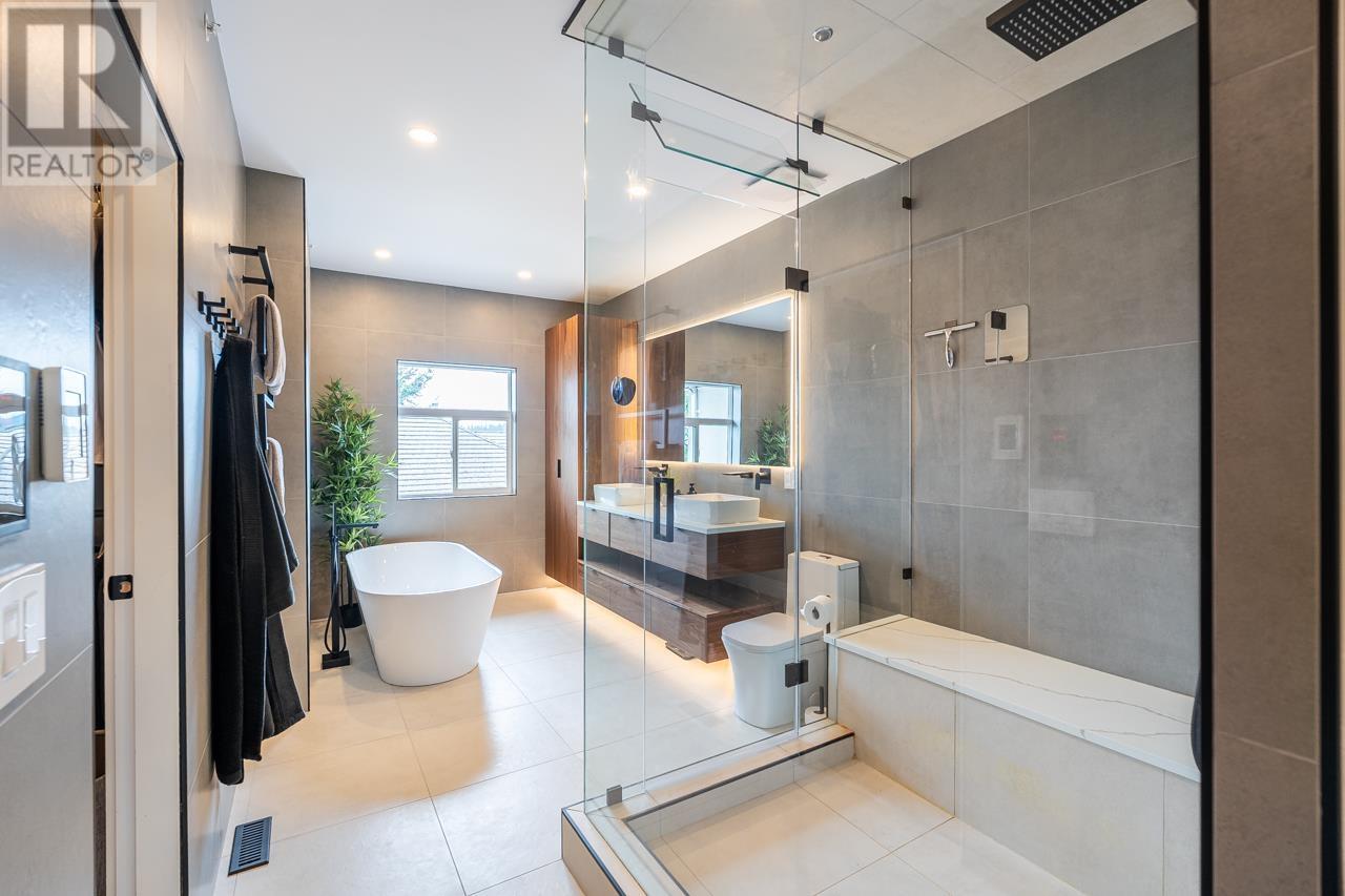 915 Fort Fraser Rise #13 Property Photo 27