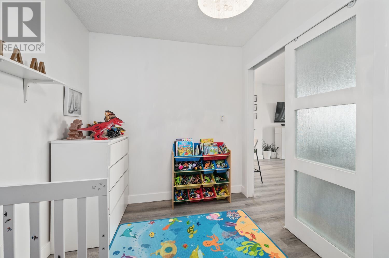 1905 9541 Erickson Drive Property Photo 16