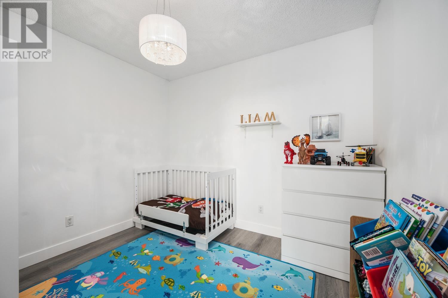 1905 9541 Erickson Drive Property Photo 17