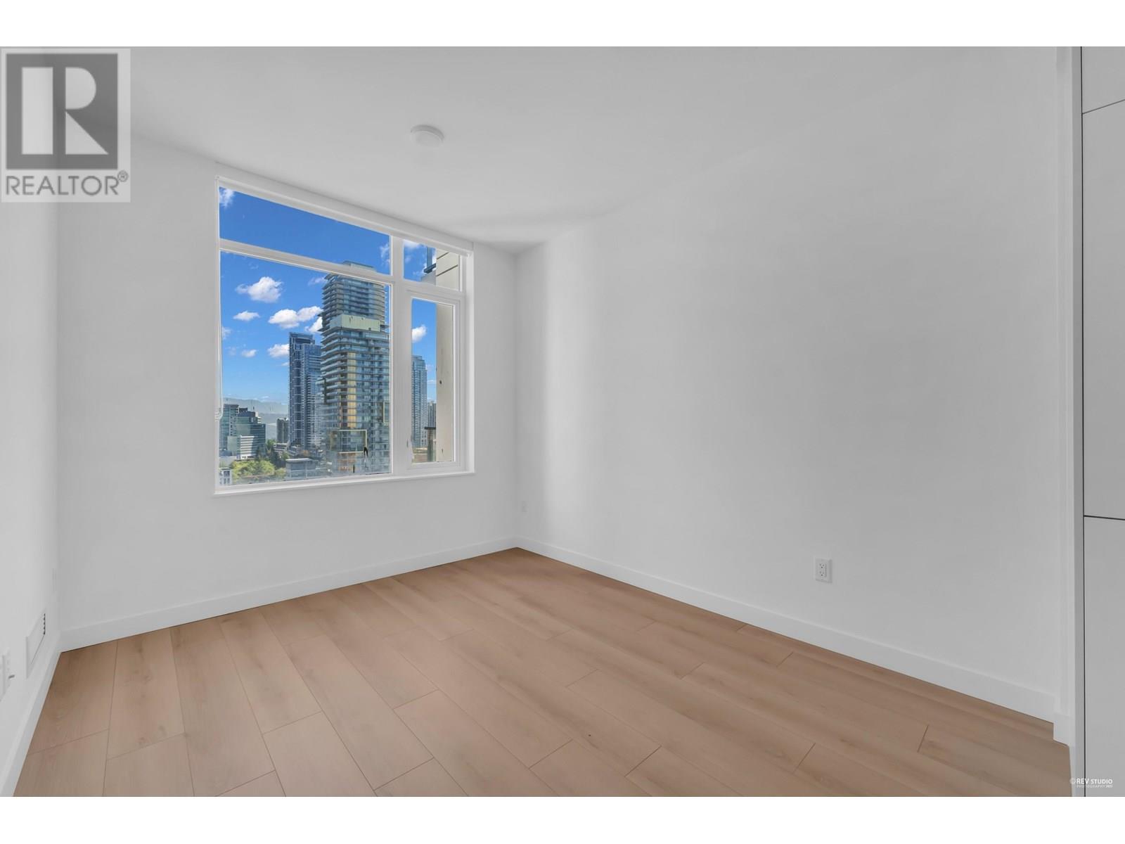 907 6468 Willingdon Avenue Property Photo 14