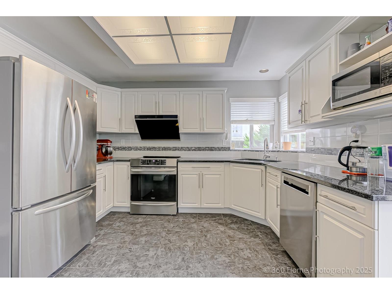 19088 63b Avenue Property Photo 7