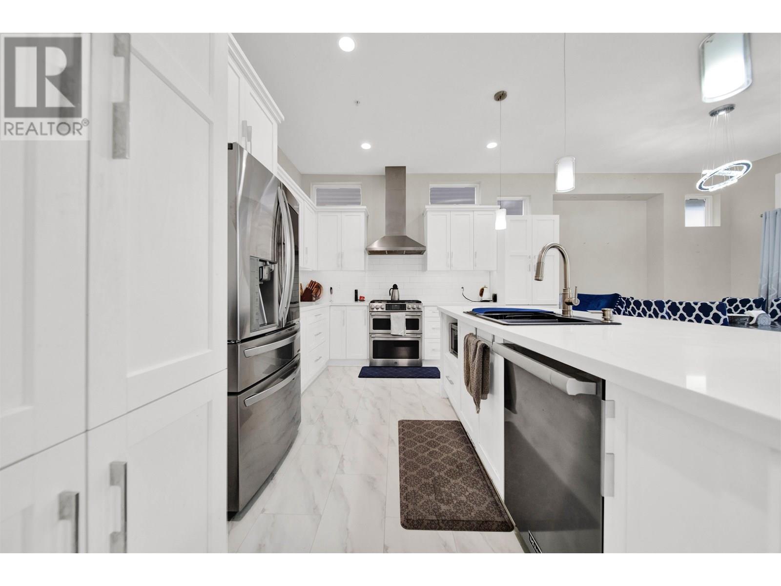 23849 103a Avenue Property Photo 9